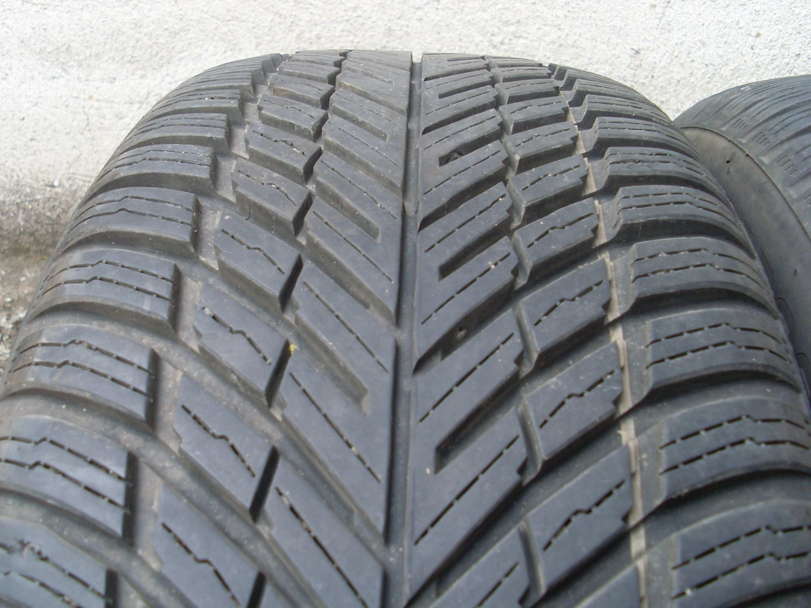���� 225/50R17 | Mobile.bg � ����������� 3