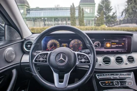 Mercedes-Benz E 220 AMG, Widescreen, 360 градуса камери, head-up, ТОП!, снимка 9