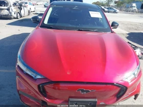 Ford Mustang Mach-E Premium, снимка 12
