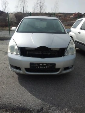 Toyota Corolla verso 2.2D4D, снимка 1