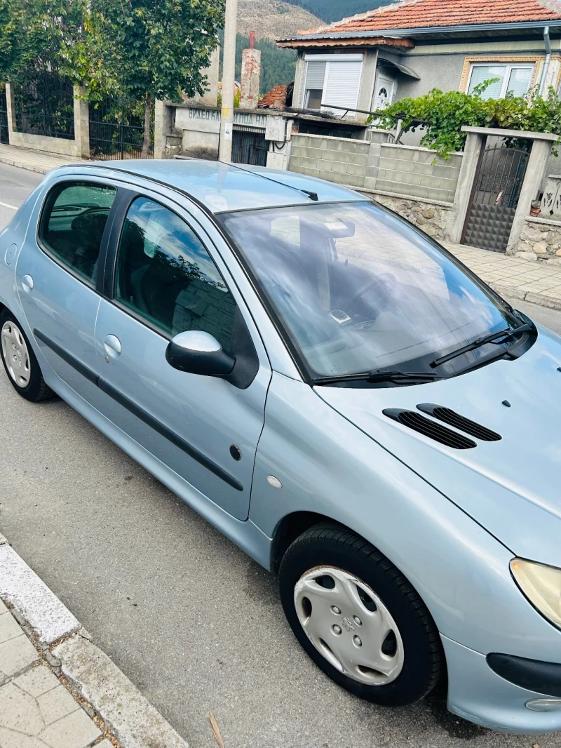 Peugeot 206, снимка 13 - Автомобили и джипове - 46939476