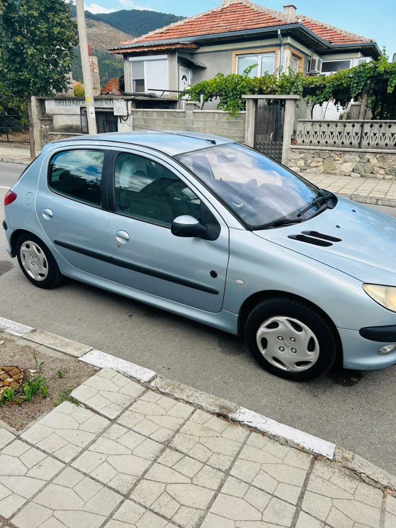 Peugeot 206, снимка 12 - Автомобили и джипове - 46939476