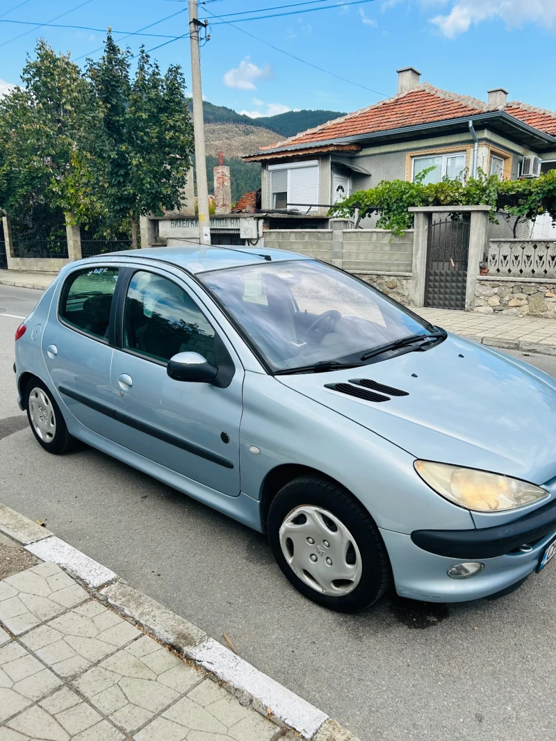 Peugeot 206, снимка 4 - Автомобили и джипове - 46939476