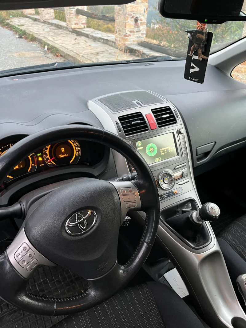 Toyota Auris 2.0 d4d, снимка 5 - Автомобили и джипове - 47559557