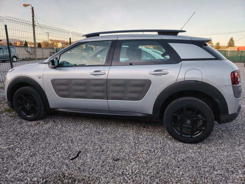 Citroen C4 Cactus 1.6 HDI, снимка 11 - Автомобили и джипове - 47919739