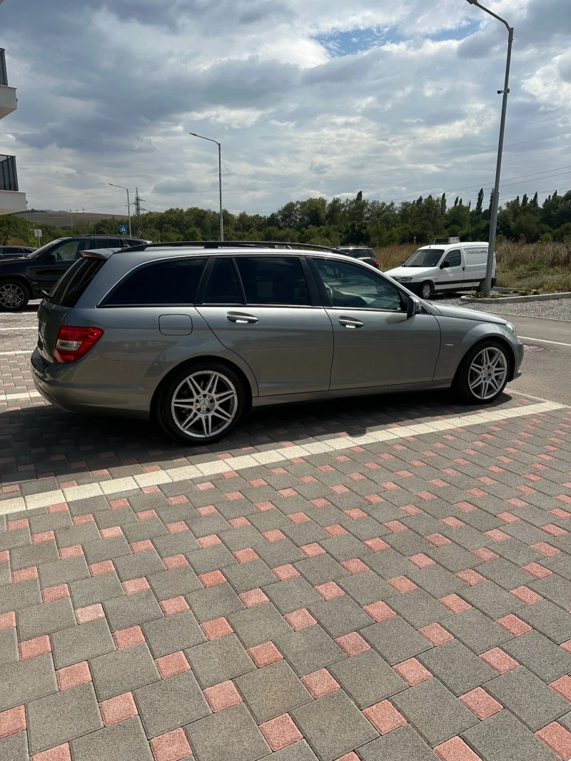 Mercedes-Benz C 220, снимка 15 - Автомобили и джипове - 48462050