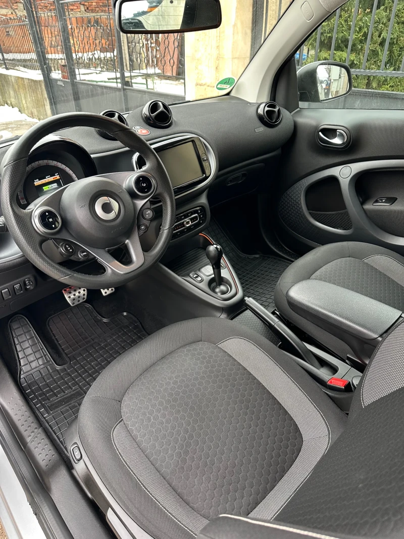 Smart Fortwo, снимка 9 - Автомобили и джипове - 49466124