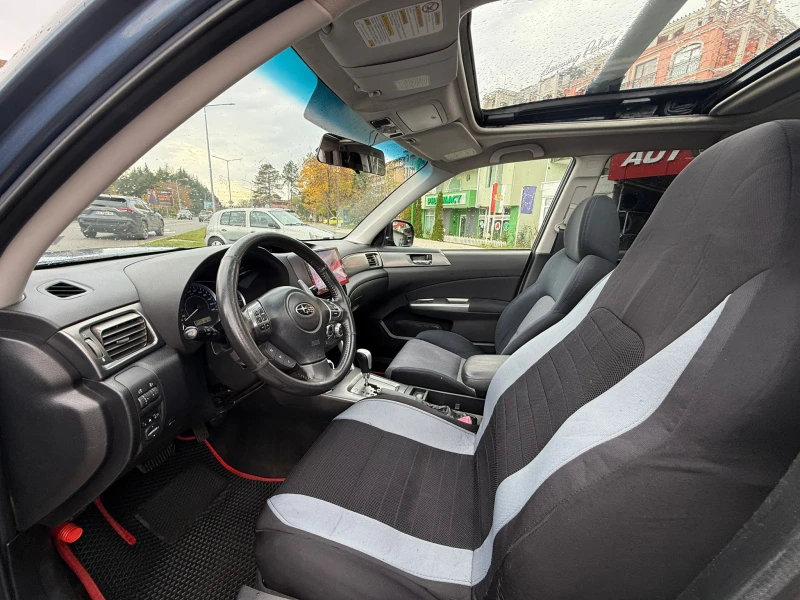 Subaru Forester, снимка 11 - Автомобили и джипове - 52364157