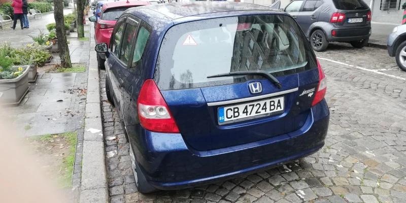 Honda Jazz, снимка 4 - Автомобили и джипове - 52739201