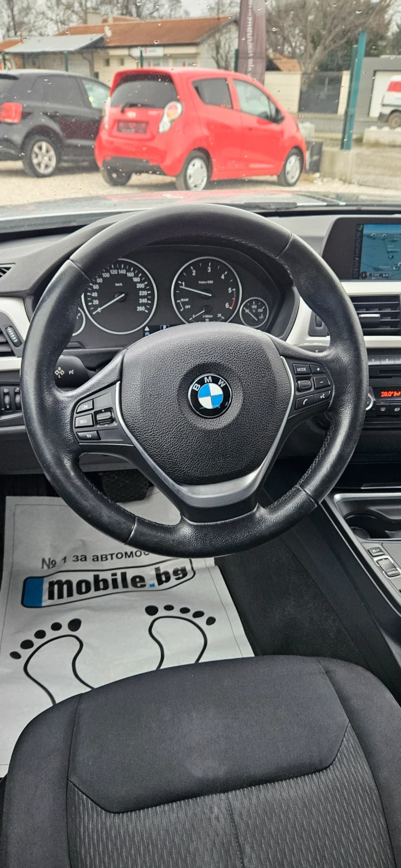 BMW 320, снимка 8 - Автомобили и джипове - 52990968