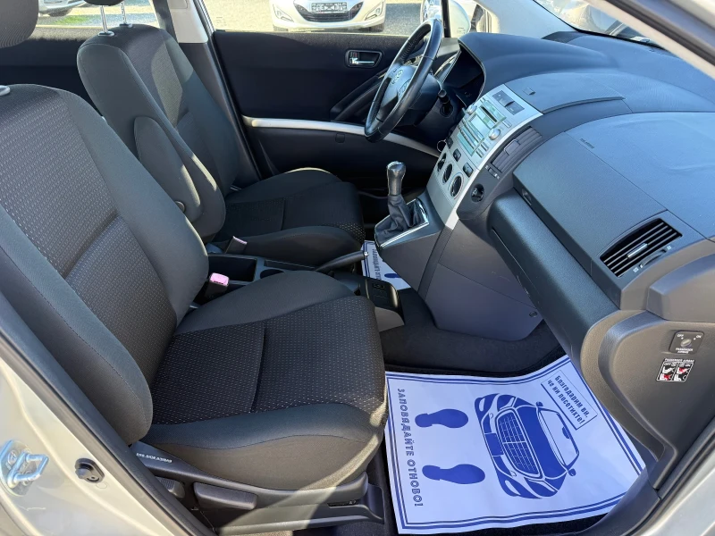 Toyota Corolla verso (KATO НОВА), снимка 14 - Автомобили и джипове - 53043453