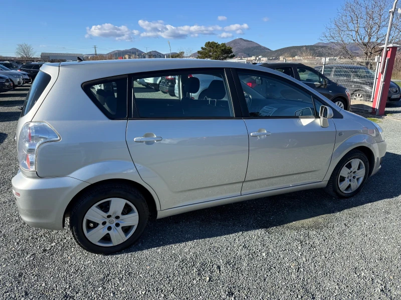 Toyota Corolla verso (KATO НОВА), снимка 5 - Автомобили и джипове - 53043453