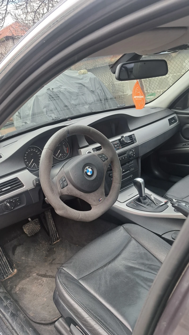 BMW 330, снимка 10 - Автомобили и джипове - 53397224