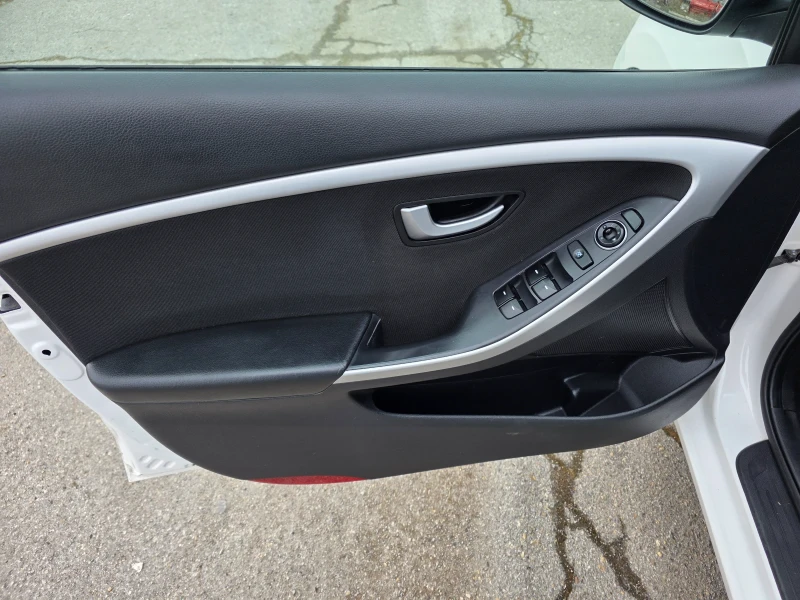 Hyundai I30 1.4i 100k.c 6ck. EURO 5B ITALIA , снимка 8 - Автомобили и джипове - 53448068