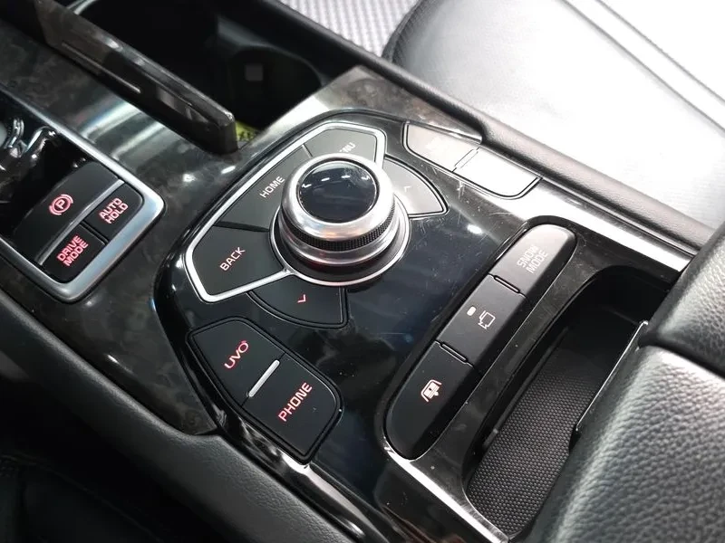 Kia K9 3.3 GDI EXECUTIVE, снимка 16 - Автомобили и джипове - 54939295