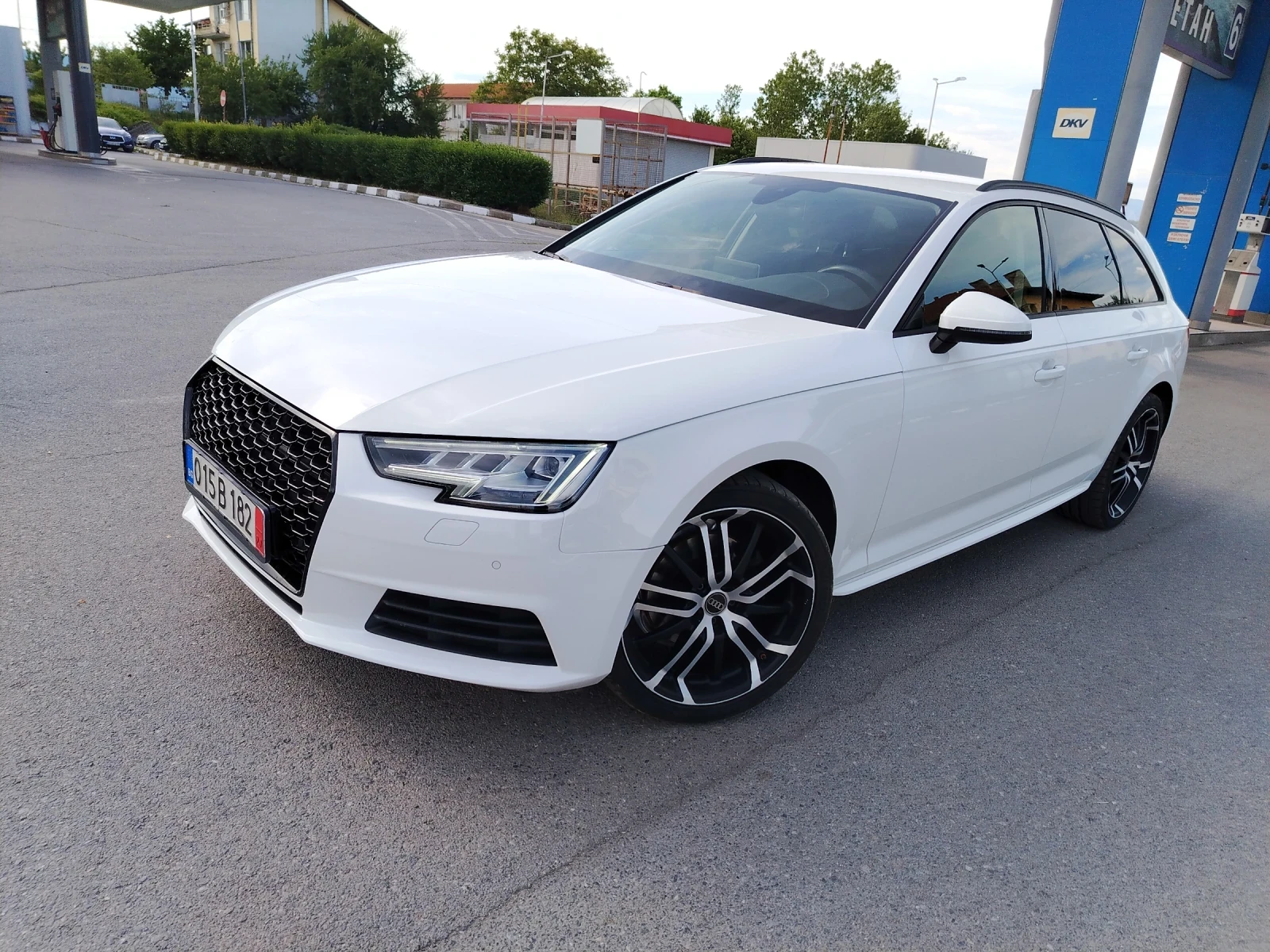 Audi A4 1.4 TFSI LED MATRIX, снимка 1