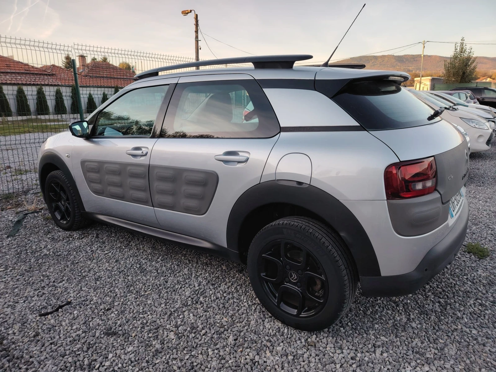 Citroen C4 Cactus 1.6 HDI - изображение 10