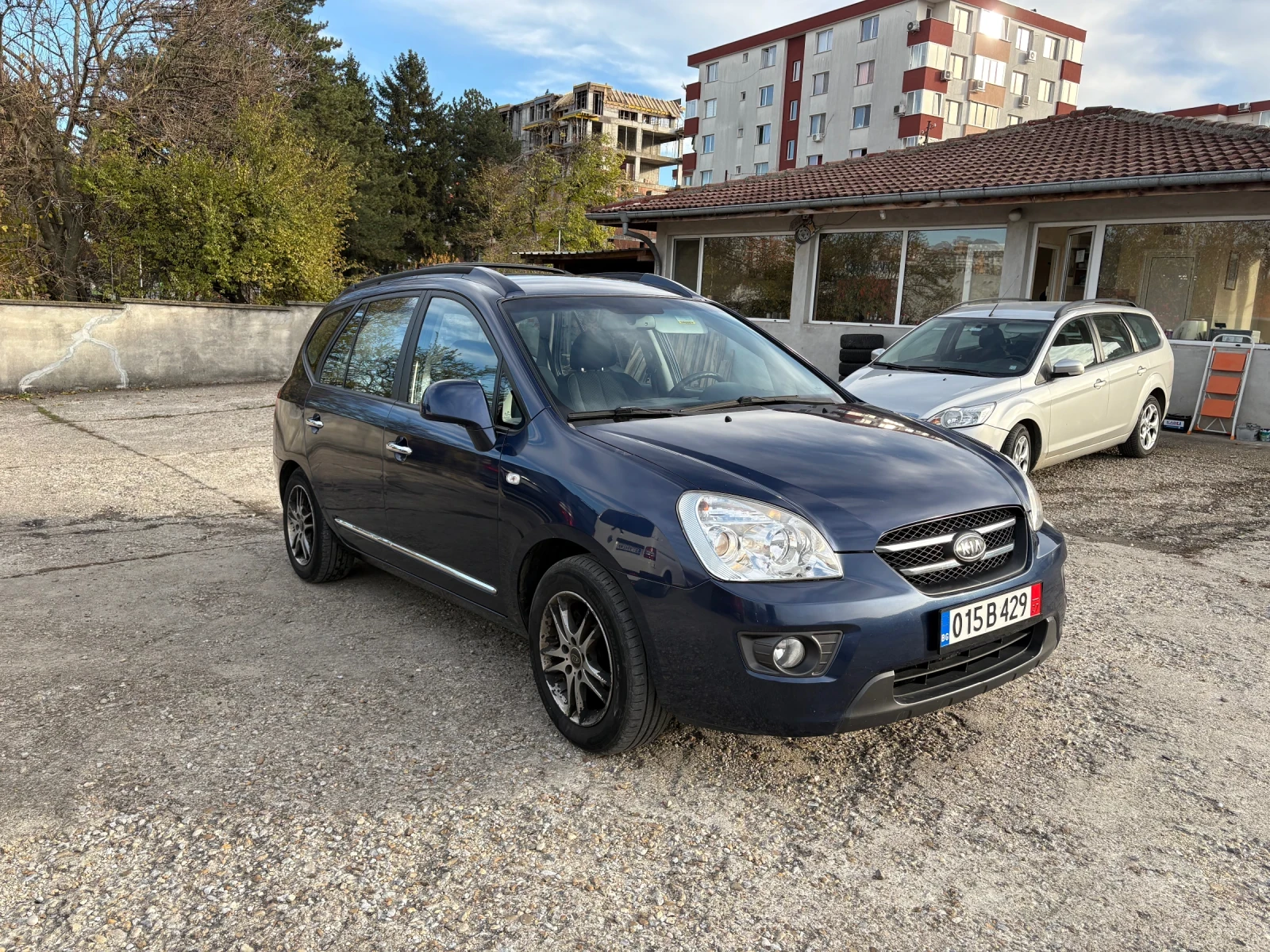 Kia Carens 2.0d 140hp 6+ 1 - изображение 3