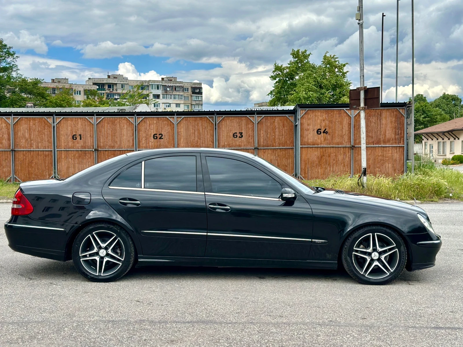 Mercedes-Benz E 280 * Avantgarde* Кожа* Подгрев*  - изображение 3