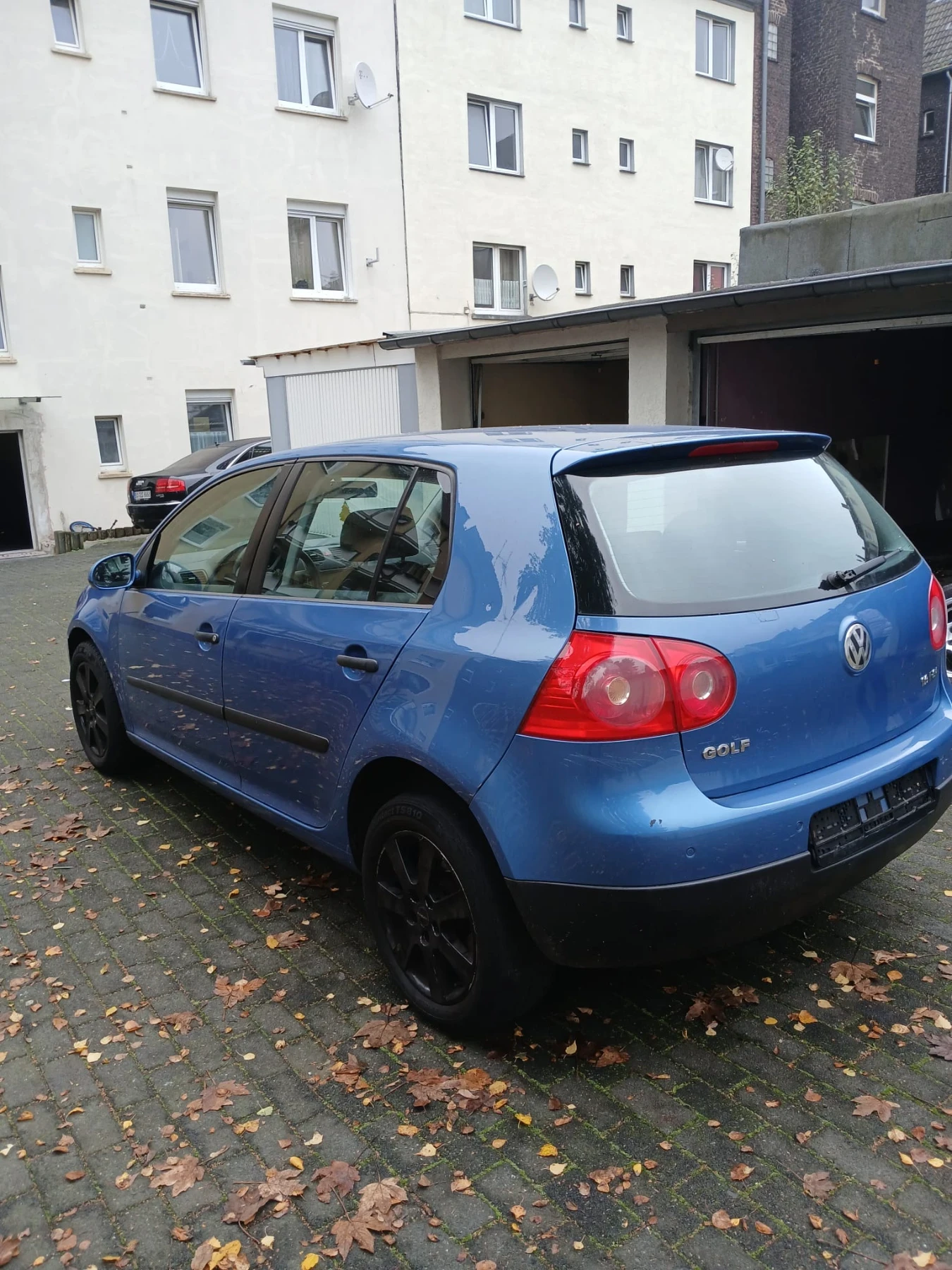 VW Golf 2004 - изображение 5