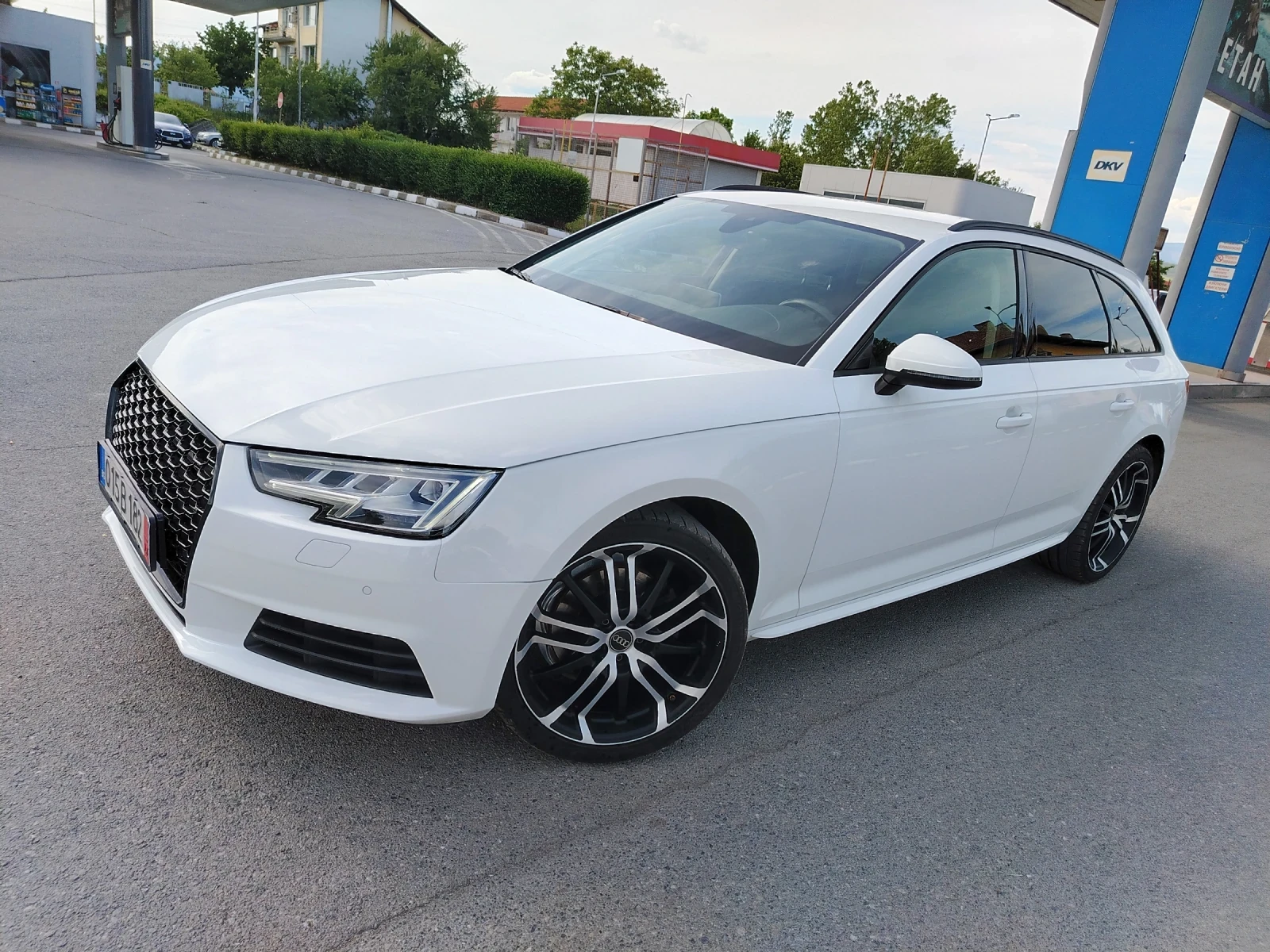 Audi A4 1.4 TFSI LED MATRIX - изображение 9