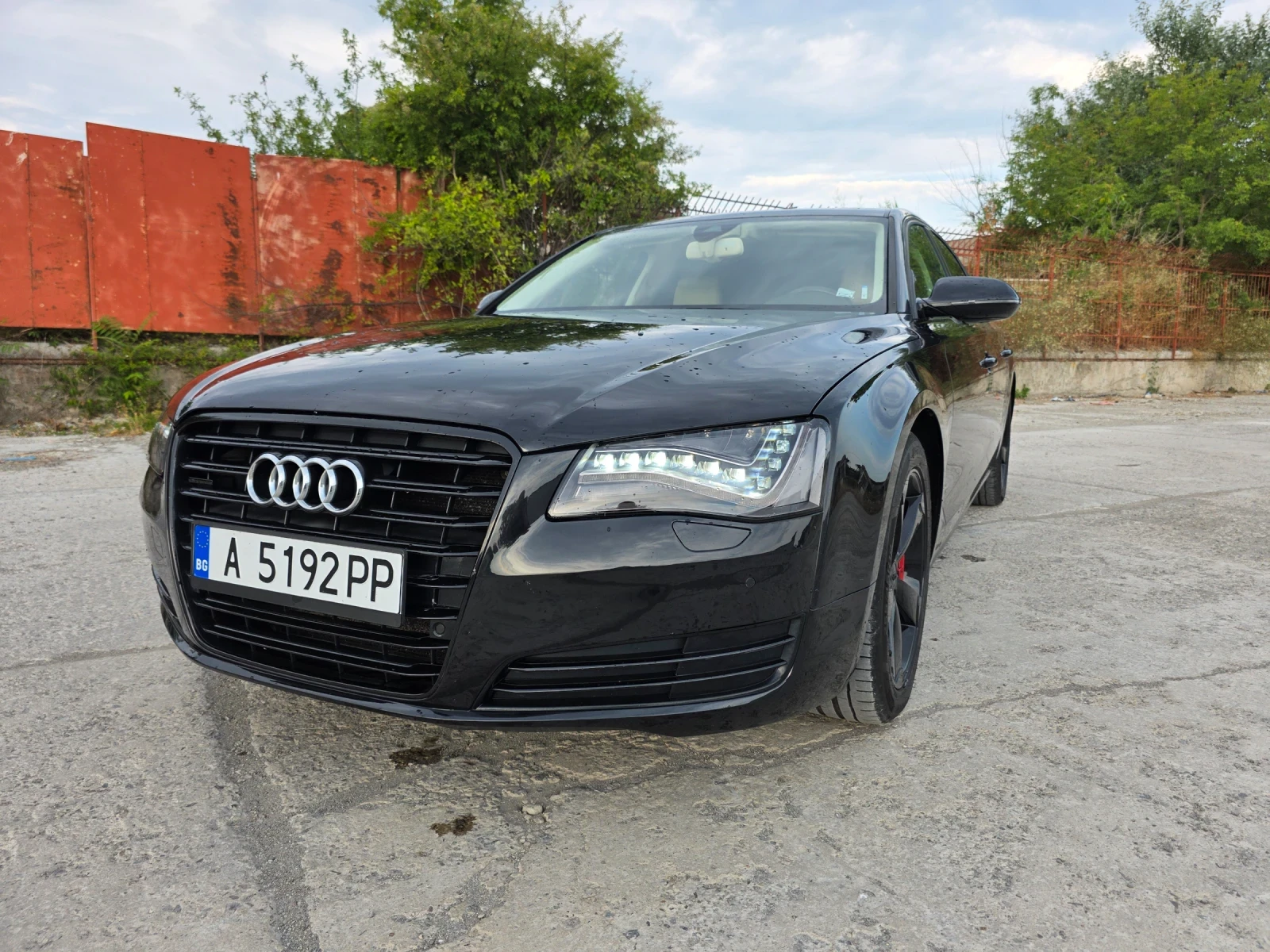 Audi A8 D4 - изображение 2