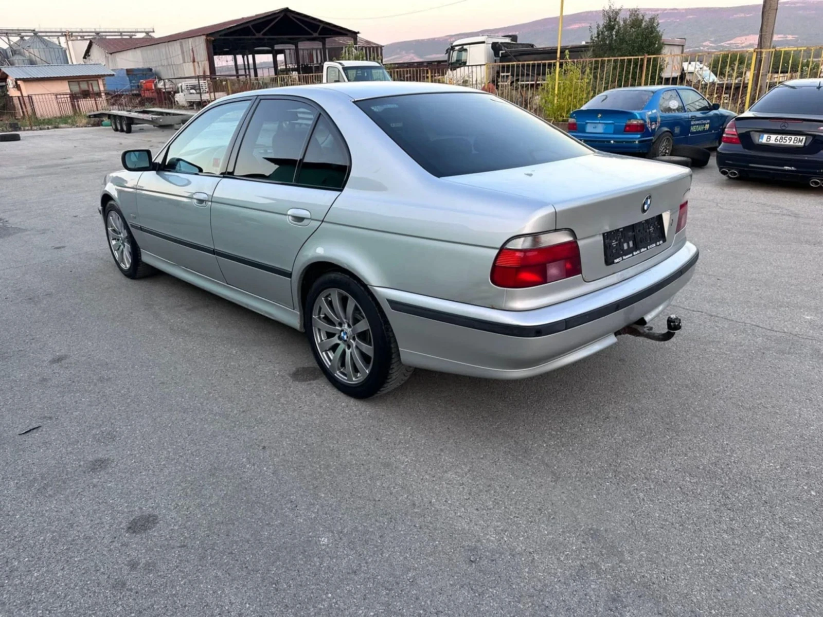 BMW 525 Нов внос във много добро състояние.  - изображение 4