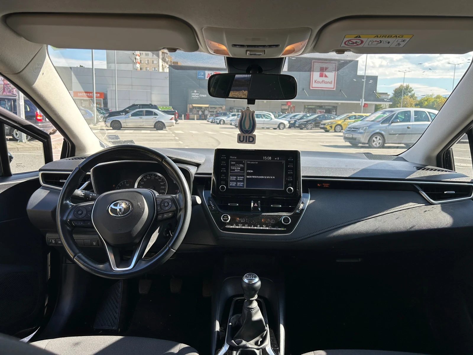 Toyota Corolla 1.5 120    | Mobile.bg   12