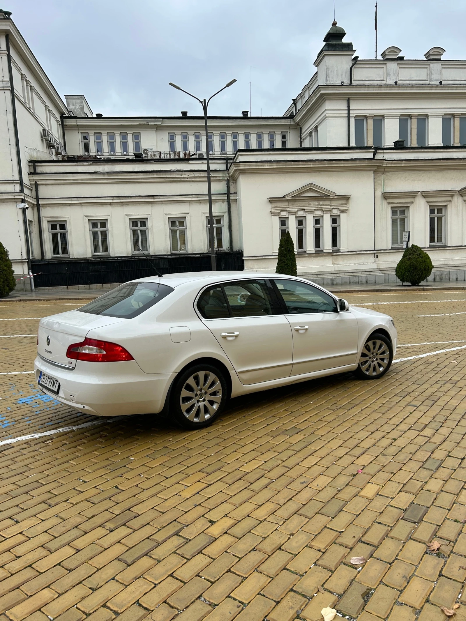 Skoda Superb | Mobile.bg   3