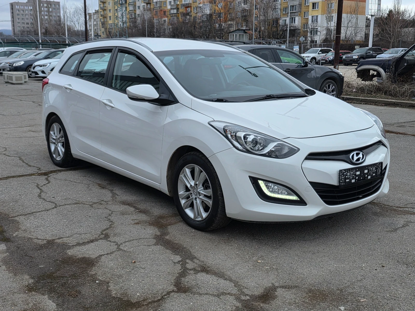 Hyundai I30 1.4i 100k.c 6ck. EURO 5B ITALIA  - изображение 3