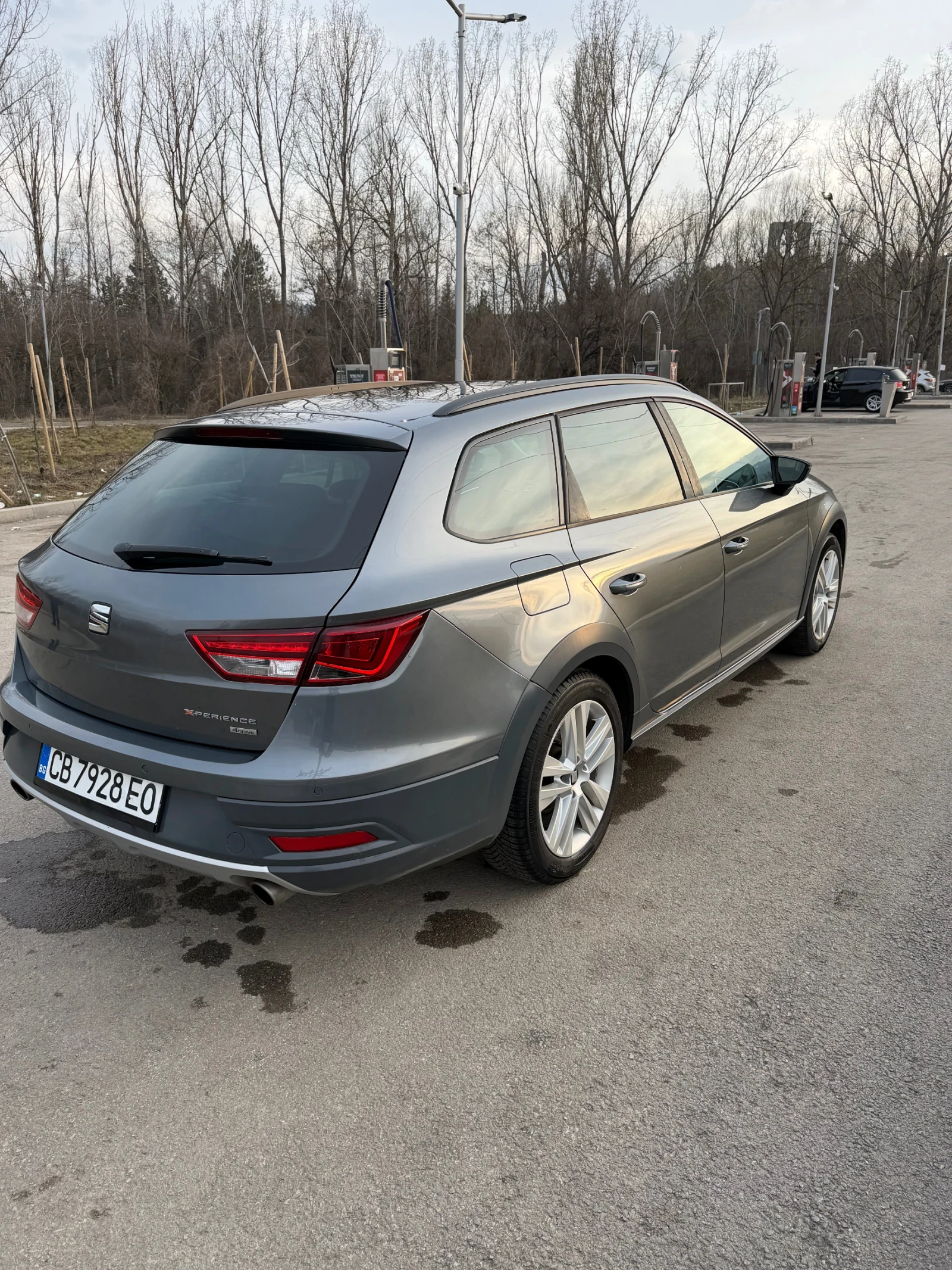 Seat Leon, снимка 7 - Автомобили и джипове - 53733909