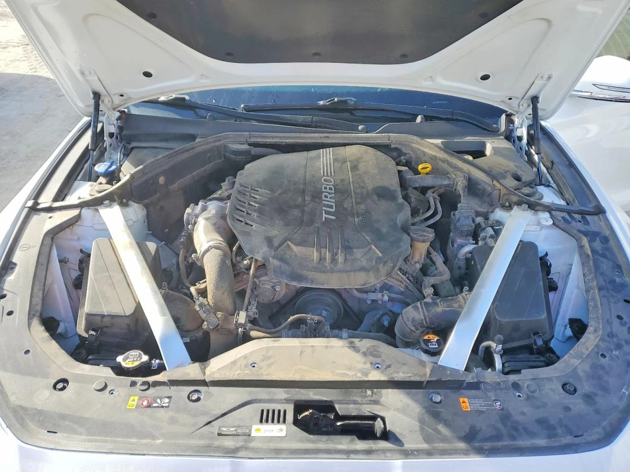 Genesis G70 * КОЖА* ПОДГРЕВ* ЛЕД* , снимка 11 - Автомобили и джипове - 53768438