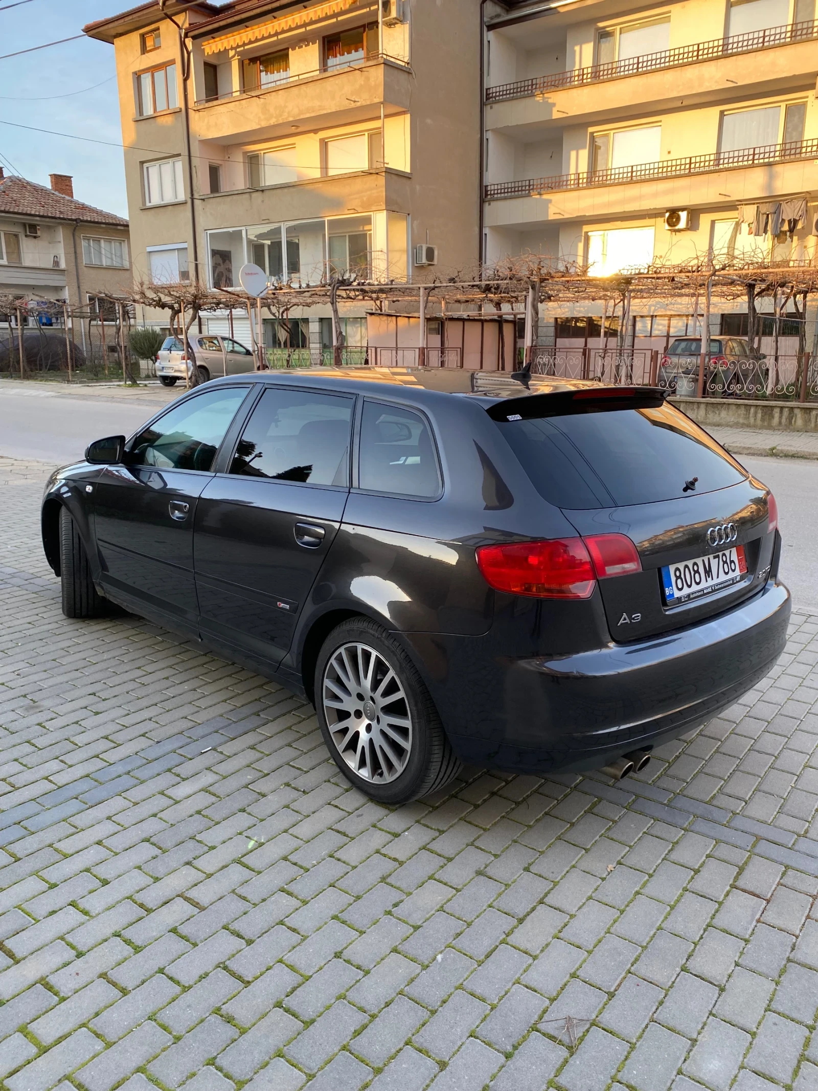 Audi A3 Sportback 2.0TDI 170к.с s-line, снимка 5 - Автомобили и джипове - 53821796