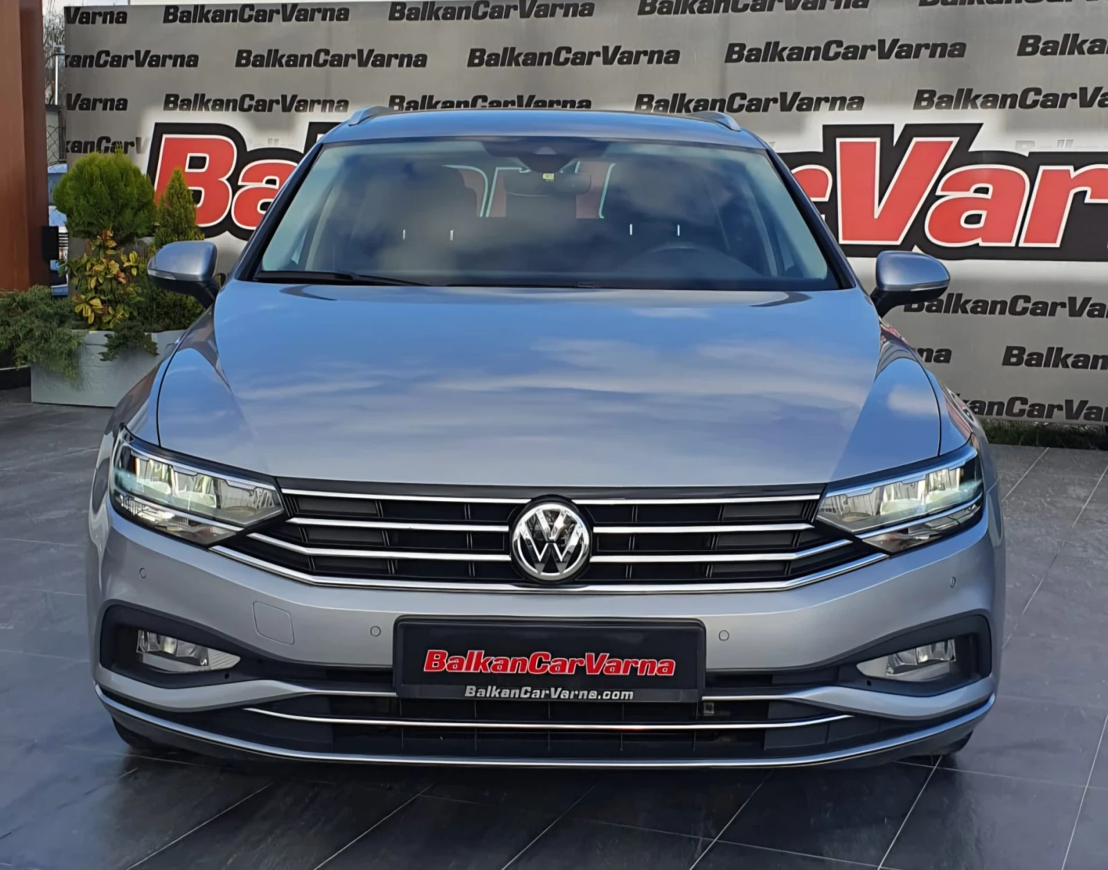 VW Passat 1.6TDI Bussines, снимка 2 - Автомобили и джипове - 54050427