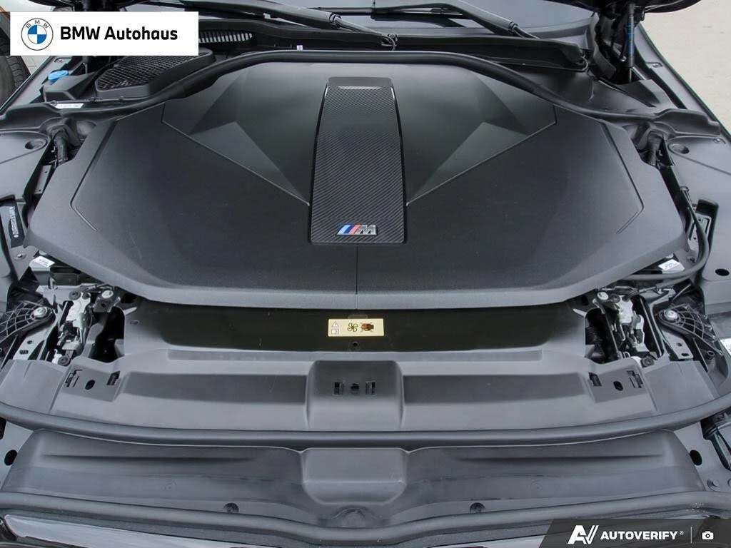 BMW i5 M60 AWD, снимка 10 - Автомобили и джипове - 54228757