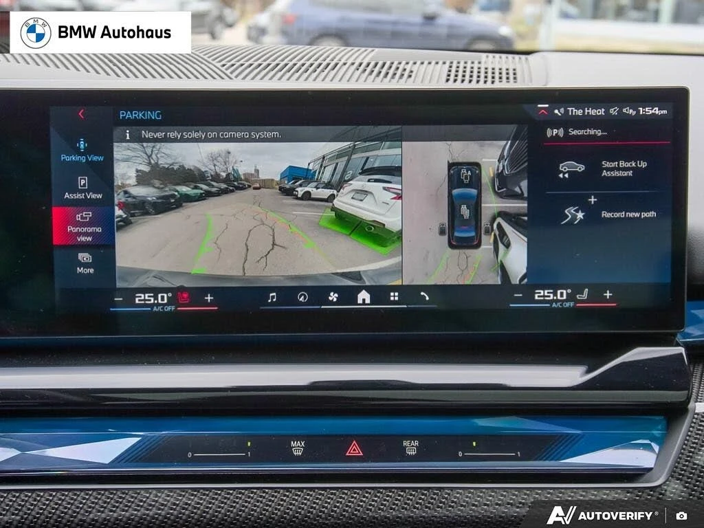 BMW i5 M60 AWD, снимка 15 - Автомобили и джипове - 54228757