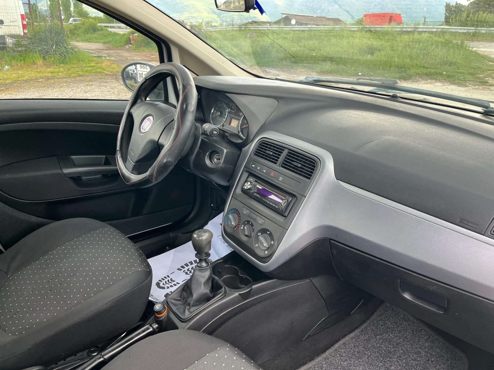 Fiat Punto 1.4i-78-GAS-ITALIA, снимка 5 - Автомобили и джипове - 54385434