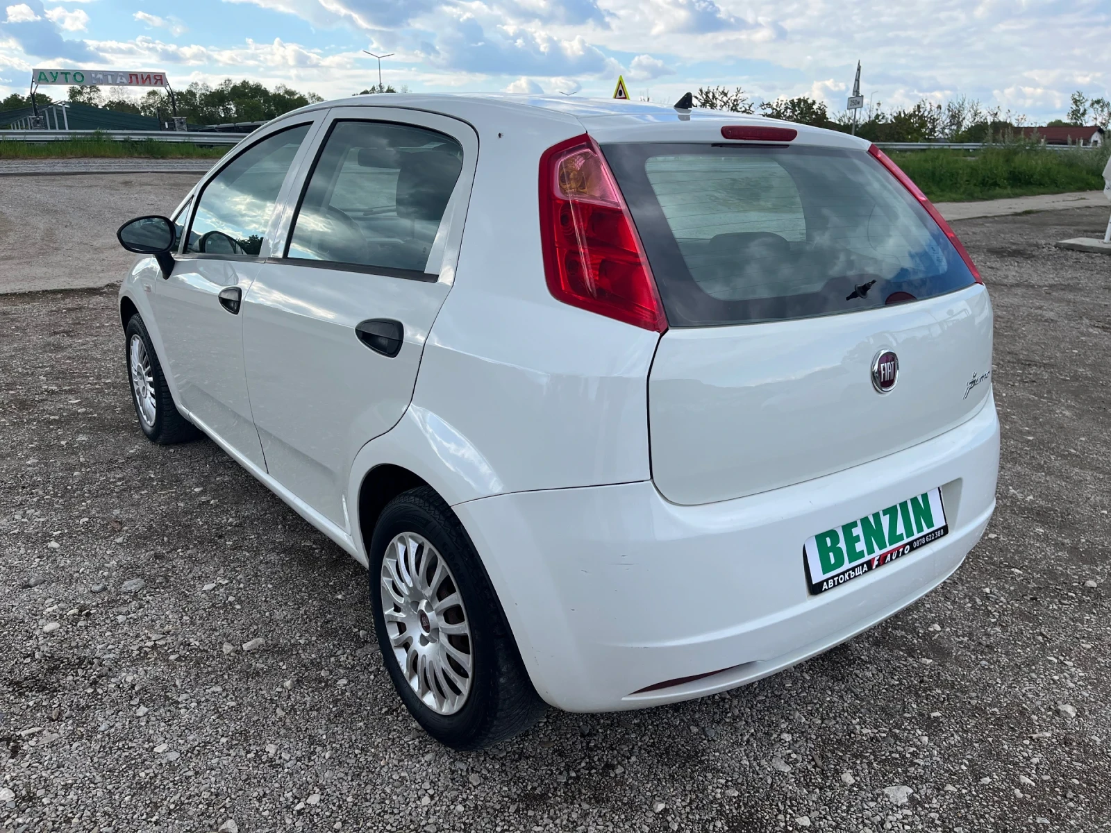 Fiat Punto 1.4i-78-GAS-ITALIA, снимка 11 - Автомобили и джипове - 54385434