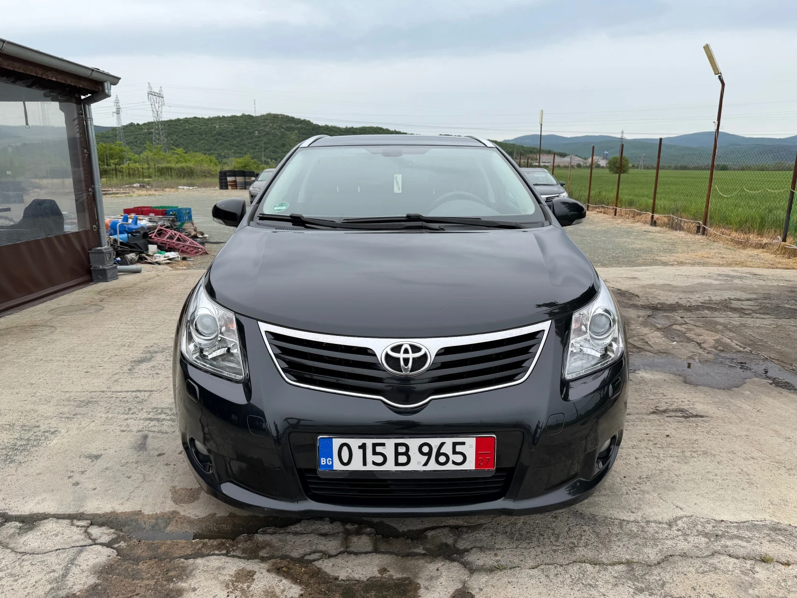Toyota Avensis 1.8, снимка 2 - Автомобили и джипове - 54478623