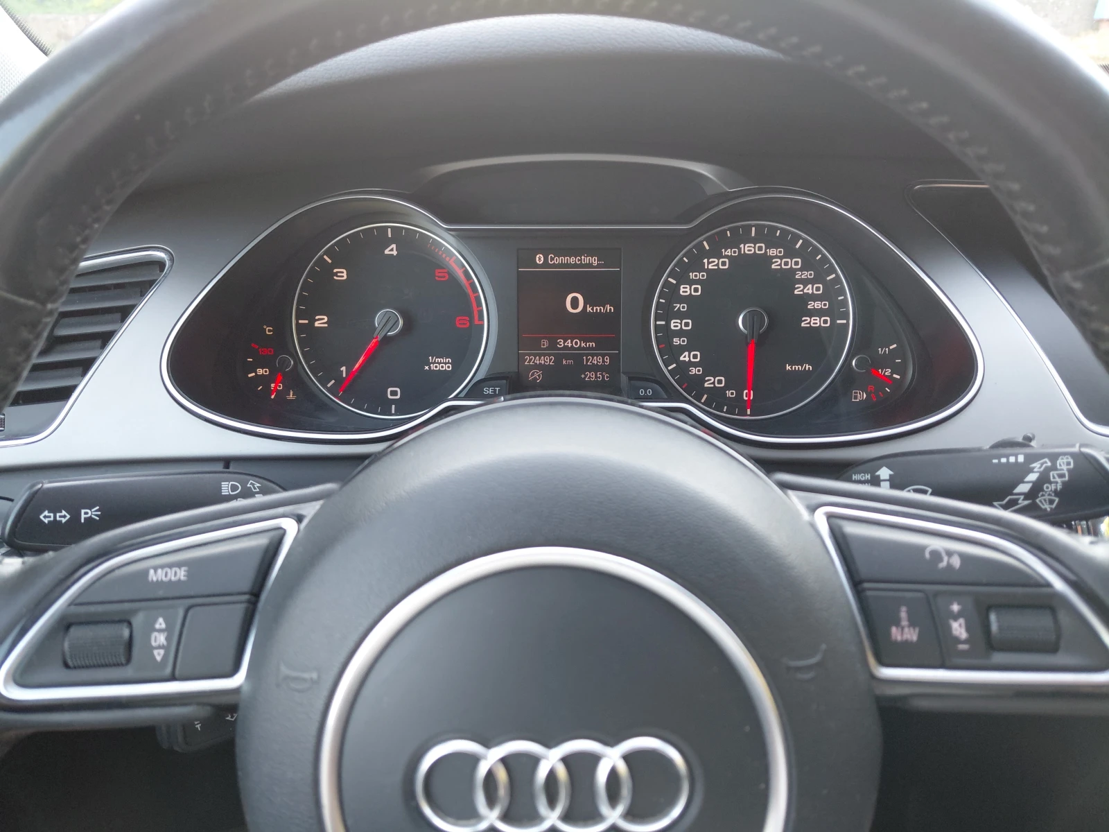 Audi A4 2.0TDI Facelift 177к.с. Italy, снимка 16 - Автомобили и джипове - 54840208