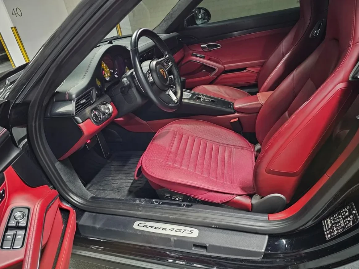 Porsche 911 GTS, снимка 8 - Автомобили и джипове - 55094250