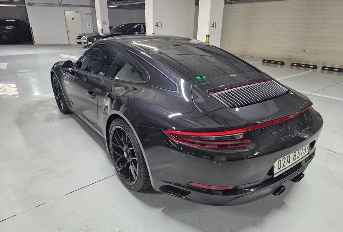 Porsche 911 GTS, снимка 5 - Автомобили и джипове - 55094250
