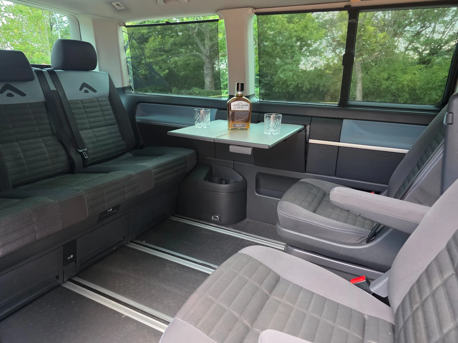 VW Multivan 4x4, снимка 7 - Автомобили и джипове - 55817672