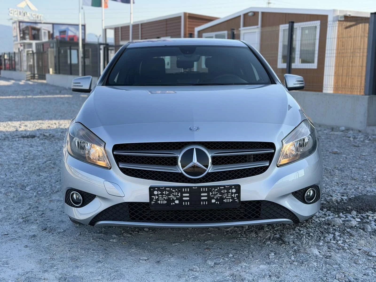 Mercedes-Benz A 180, снимка 2 - Автомобили и джипове - 56007517