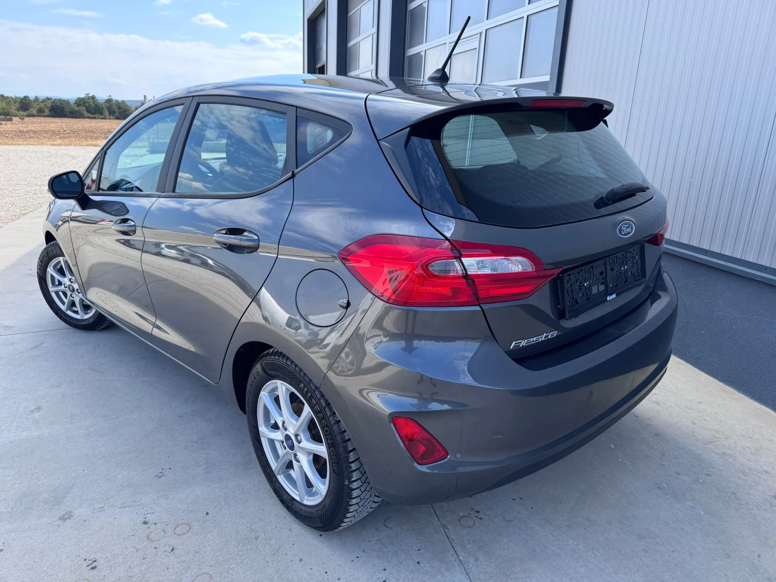 Ford Fiesta EVRO 6, снимка 4 - Автомобили и джипове - 56138659