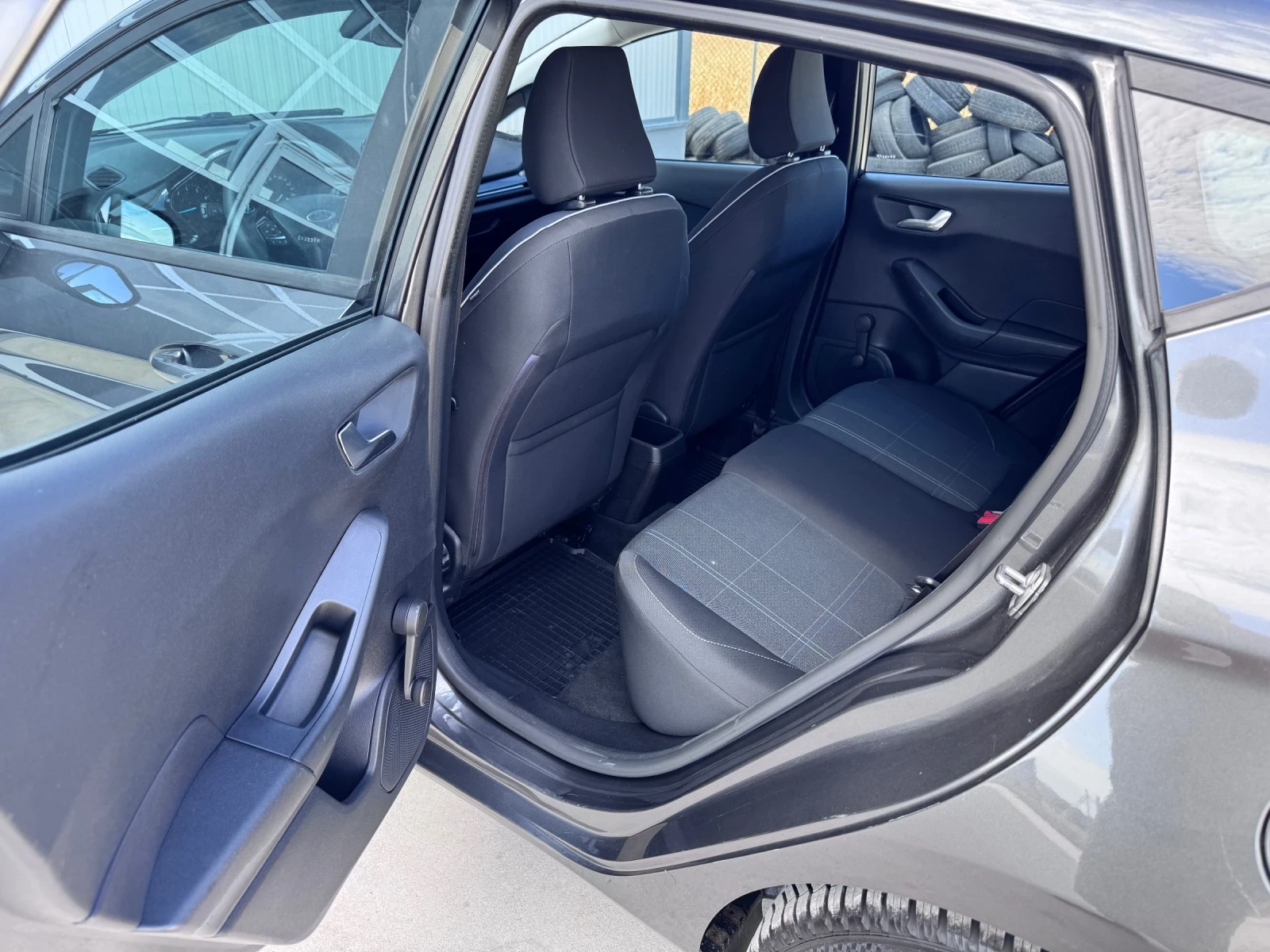 Ford Fiesta EVRO 6, снимка 12 - Автомобили и джипове - 56138659