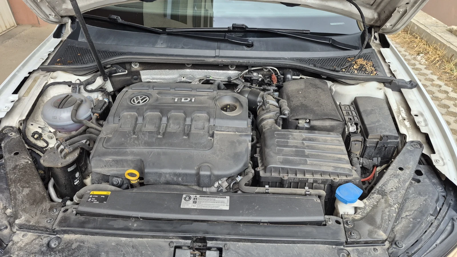 VW Passat, снимка 17 - Автомобили и джипове - 56235418