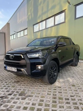 Обява за продажба на Toyota Hilux Invincible 2.8D ~52 200 EUR - изображение 1