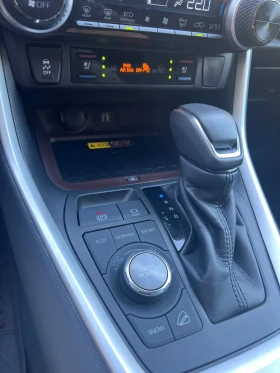 Toyota Rav4 2.5* 4x4* 360 CAM* Обдухване* ФУЛ ЕКСТРИ - 34800 € / 68062.88 лв. - 21113581 13