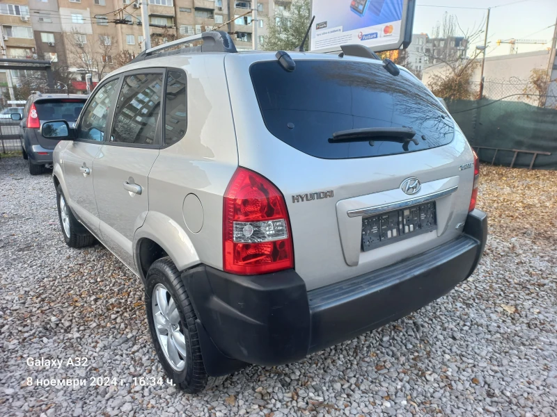 Hyundai Tucson 2.0i* 4&#215;4* 2009 godina, снимка 3 - Автомобили и джипове - 47899670